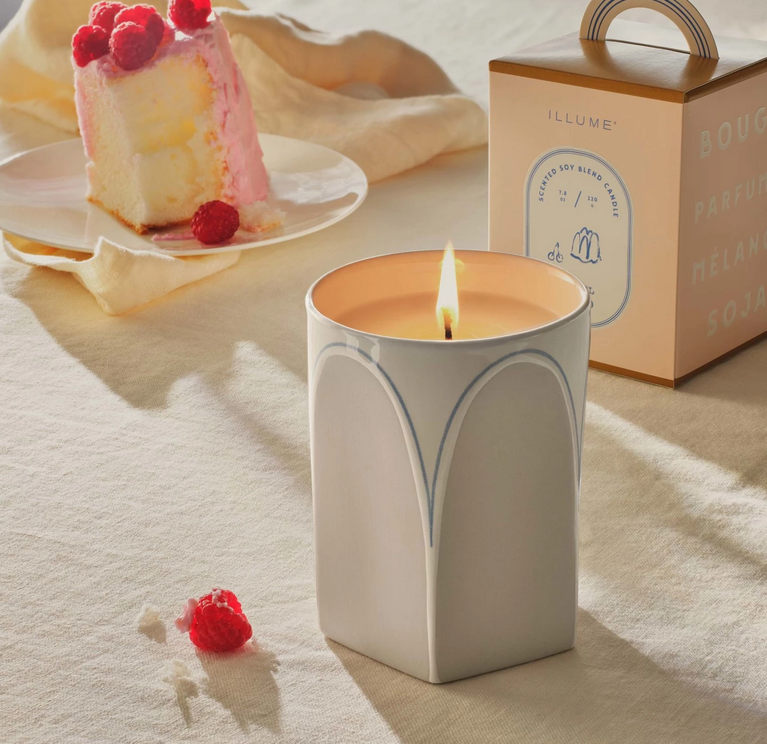 Illume Petite Boxed Ceramic Candle - Angel Food