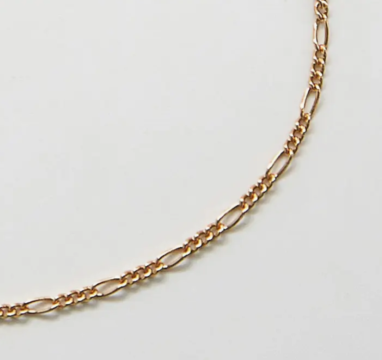 Admiral Row 14k Gold Filled Dainty Figaro Chain Anklet