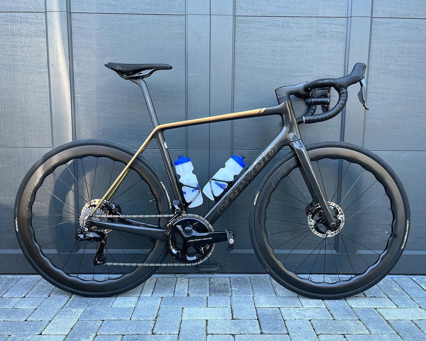 trek emonda vs cervelo r5