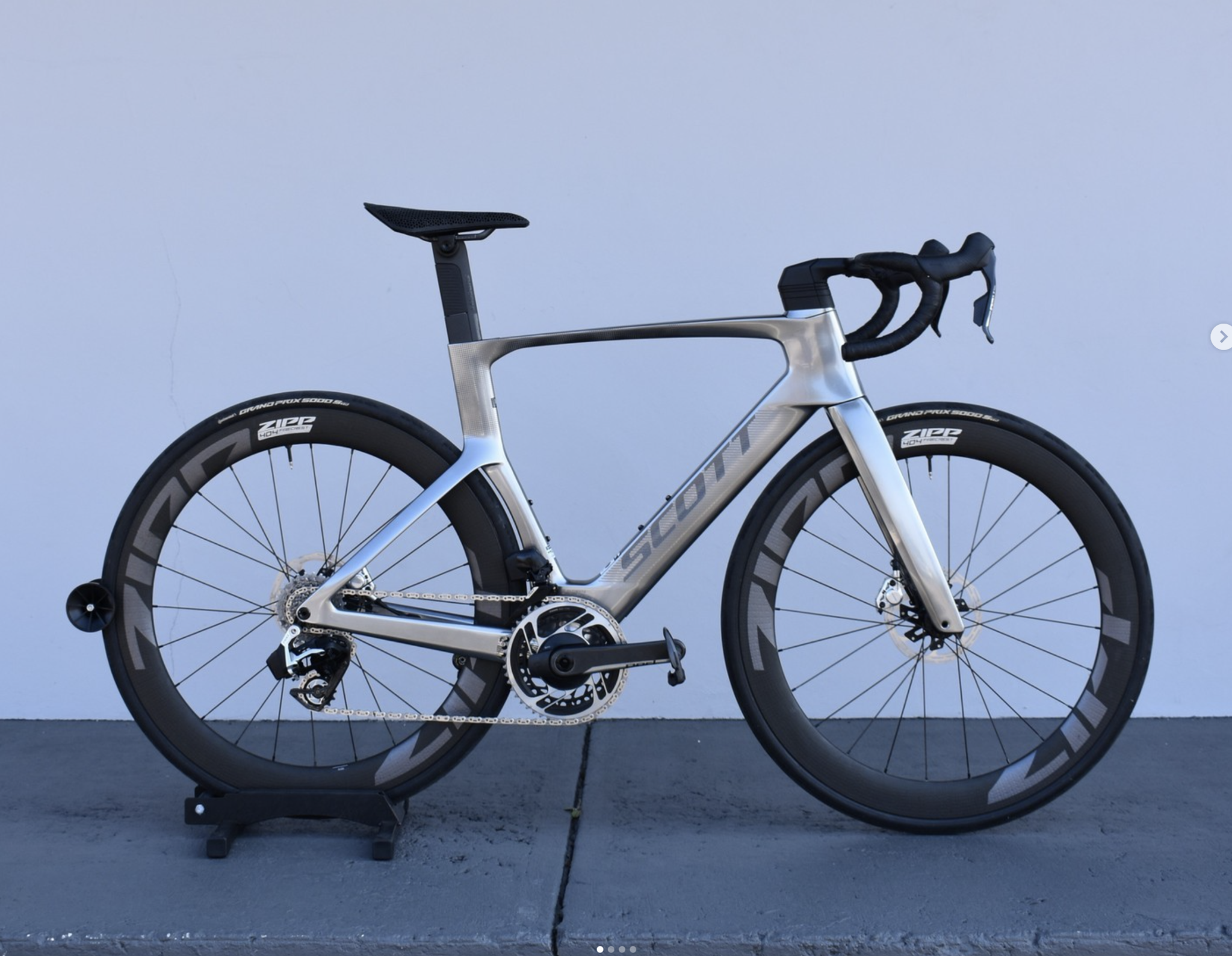 2025 Scott Foil Utimate with SRAM Red