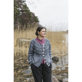 Laine Entwined: Cables, Lace and Knitted Textures by Meiju Kallio