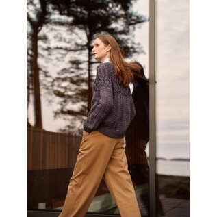 Laine Entwined: Cables, Lace and Knitted Textures by Meiju Kallio