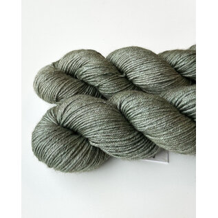 Woolerton Estate Yarns Woolerton The Distinguished