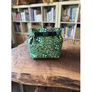 Wonder Twin Fibrearts Clover Project Bag