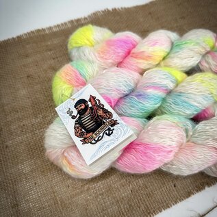Woolerton Estate Yarns The Squiggler