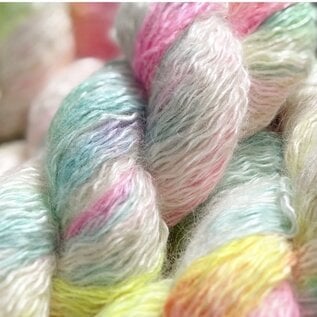 Woolerton Estate Yarns The Squiggler