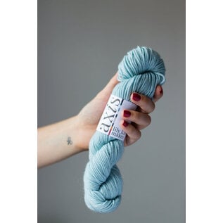 Fyberspates Lily Kate Makes Axis Worsted