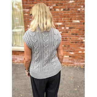 Cabled Vest Workshop: Tulip Loop by Other Loops