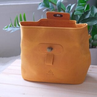 Thread & Maple Leather Pop-up Bag