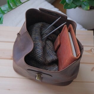 Thread & Maple Leather Pop-up Bag