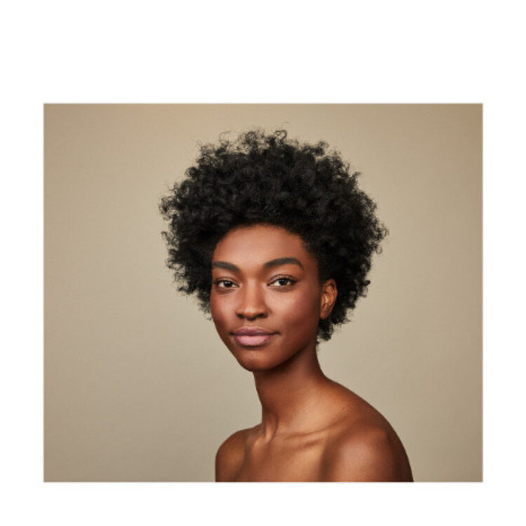 Trish McEvoy Trish McEvoy Correct and Even Portable Foundation Shade 6