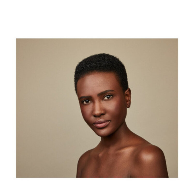 Trish McEvoy Trish McEvoy Correct and Even Portable Foundation Shade 7