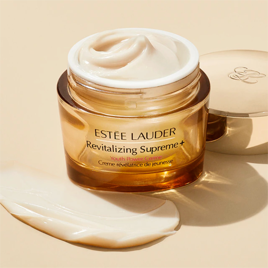 ESTEE LAUDER REVITALIZING SUPREME+ SKINCARE CAMPAIGN (Estée Lauder)