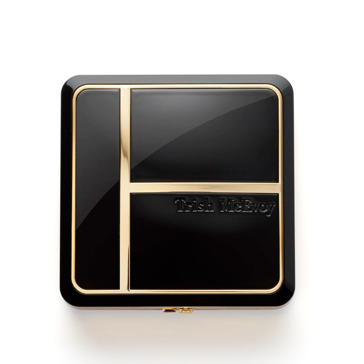 Trish McEvoy Trish Mcevoy Deluxe Refillable Compact 1