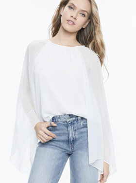 ❣️23新作 ♡Alice+Olivia 白クイーン柄Tシャツ 新品♡　482 ❣️23新作 ♡Alice+Olivia 白クイーン柄Tシャツ 新品♡482