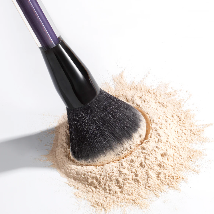 Kevyn Aucoin Kevyn Aucoin Large Face & Body Brush