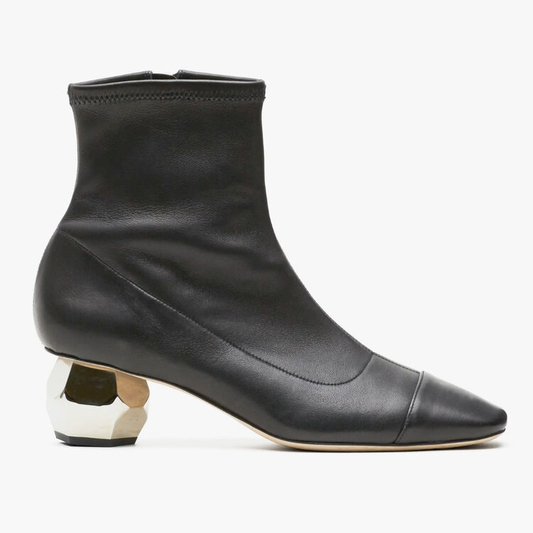 Frances Valentine Frances Valentine Marnie