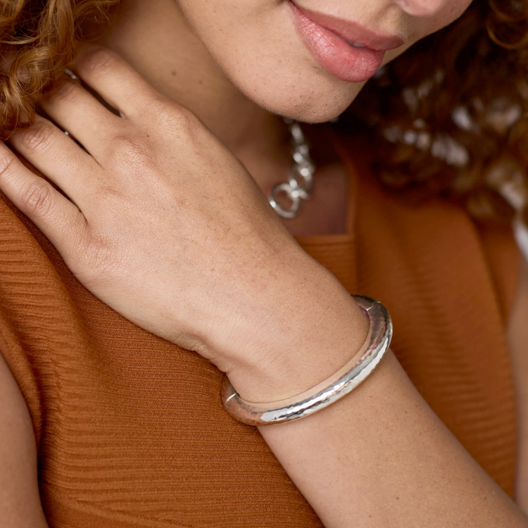 Julie Vos Julie Vos Silver Catalina Hinge Bangle