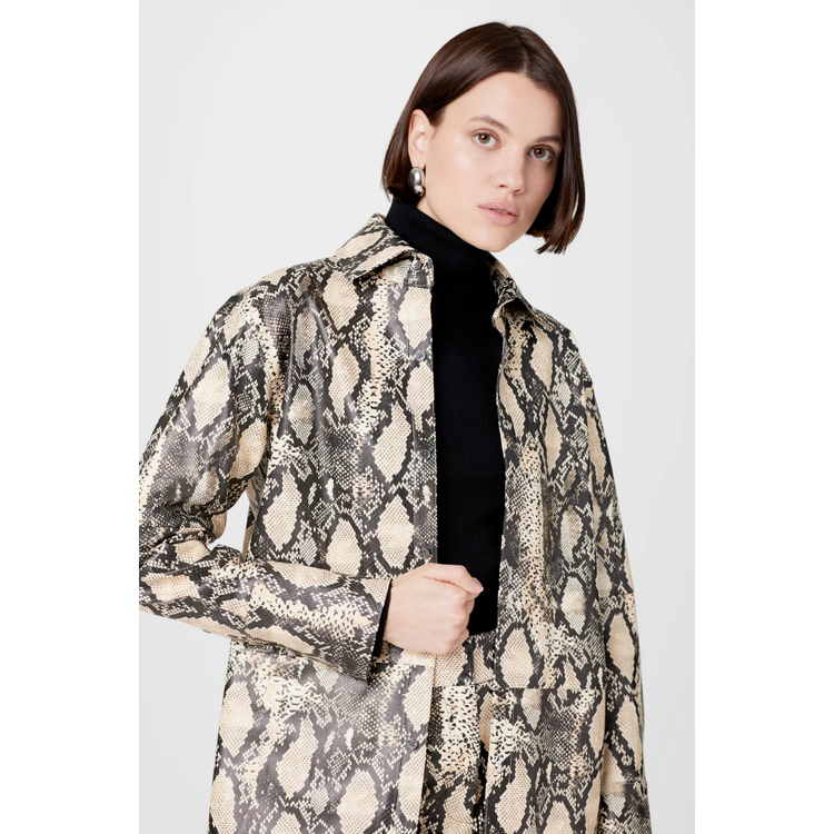 TOCCIN Toccin Kali Boyfriend Shirt