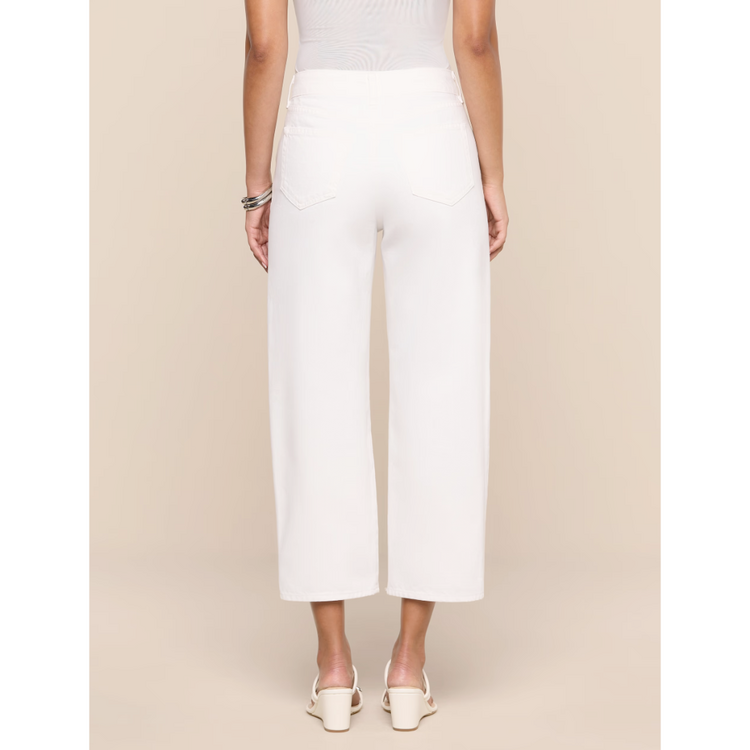 L'AGENCE L'agence Liora HR Stovepipe