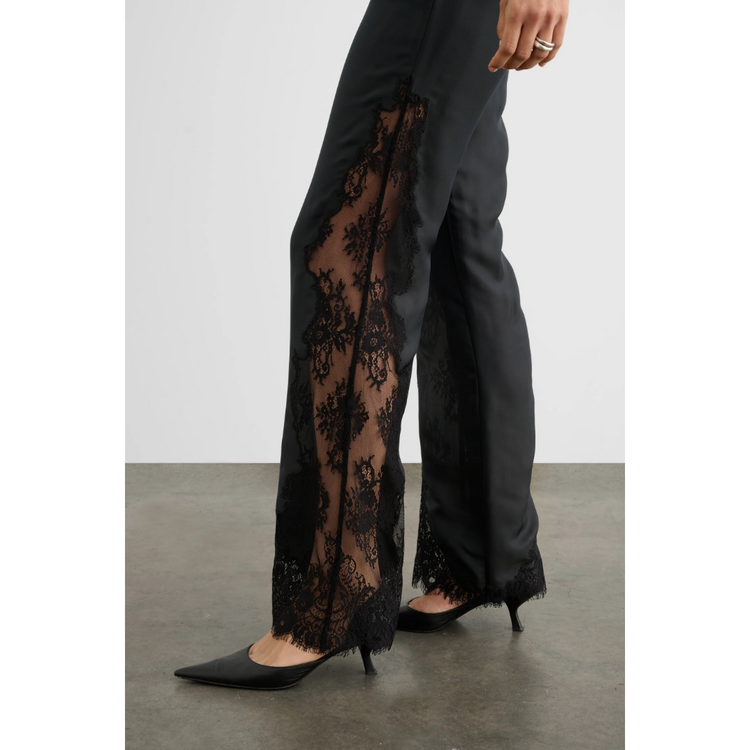 TOCCIN Toccin Priya Flared Pants