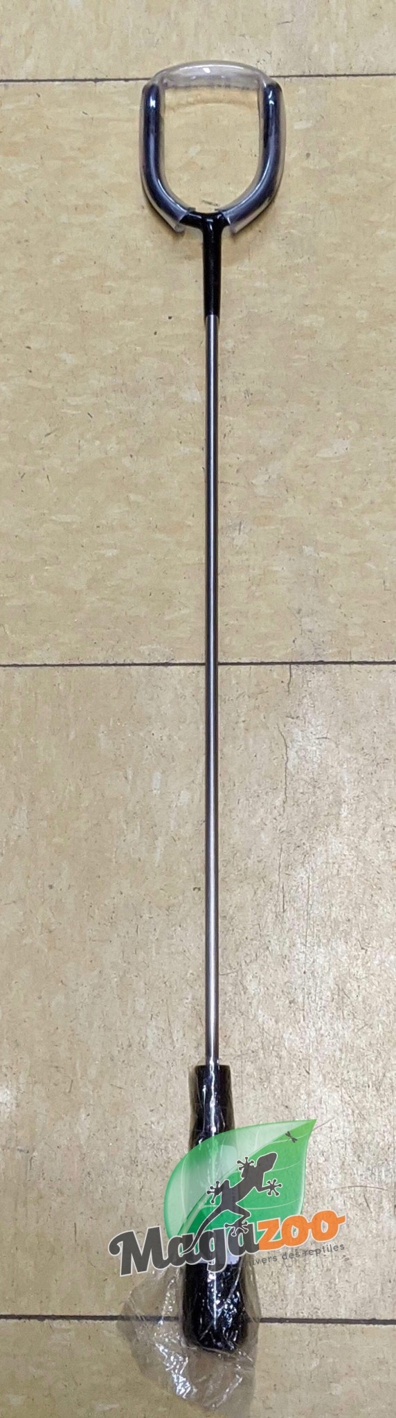 Magazoo Snake Pinner 24 in.