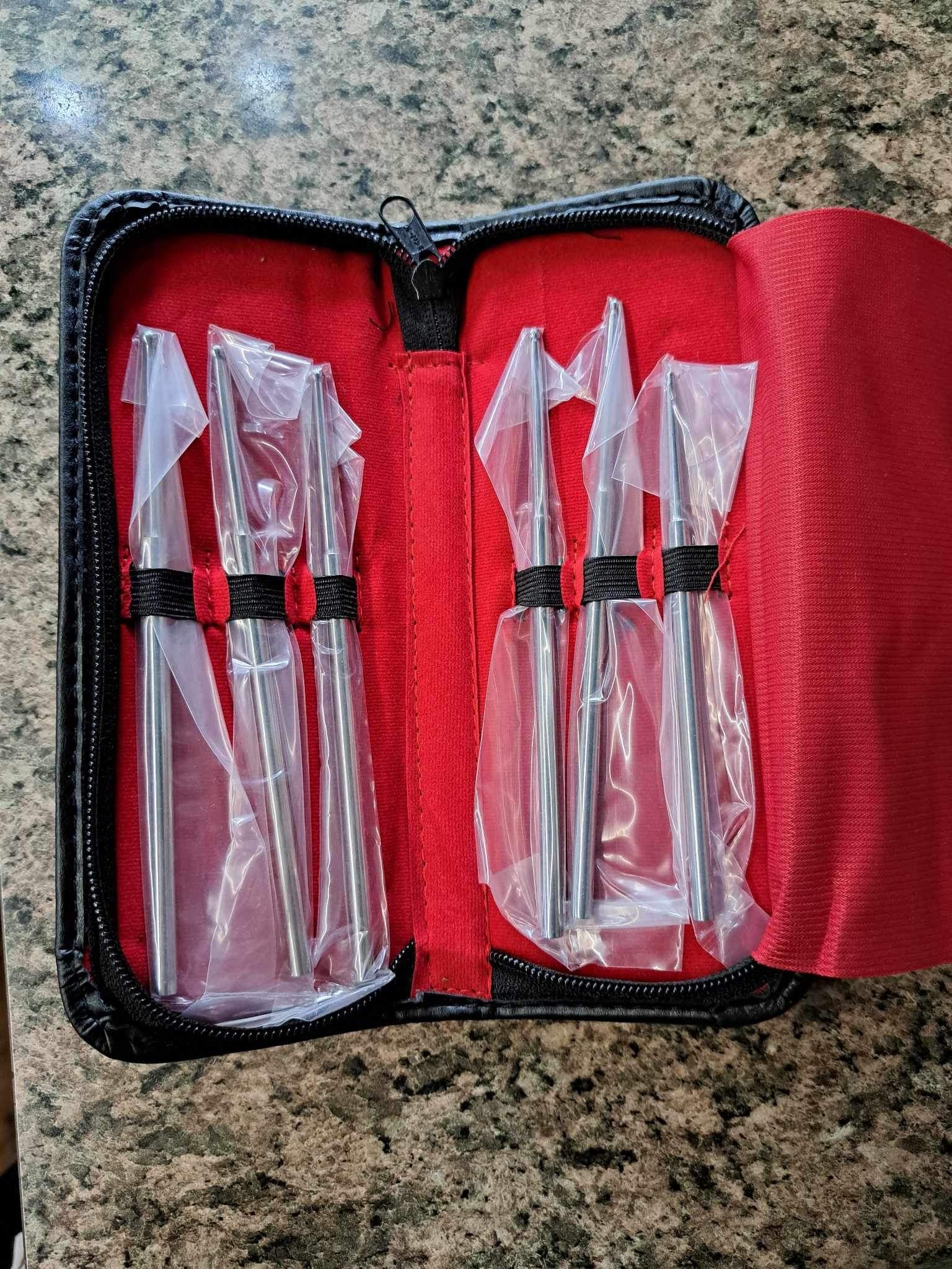 Magazoo Set of probes in leather case