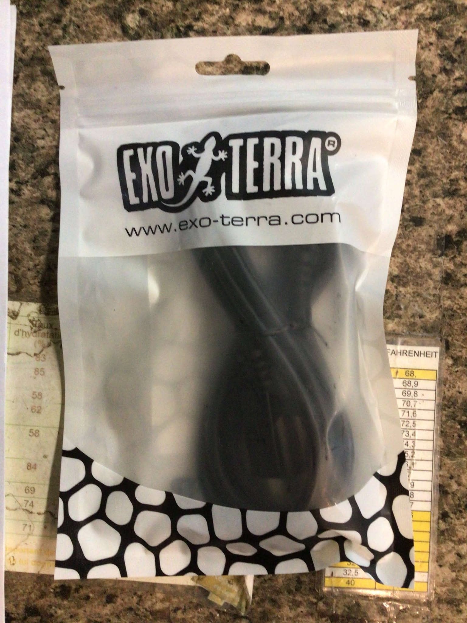 Exoterra EXO TERRA PT4261 vCordon d’alimentation pour couvercle d’éclairage T5 200 cm (6,5 pi)