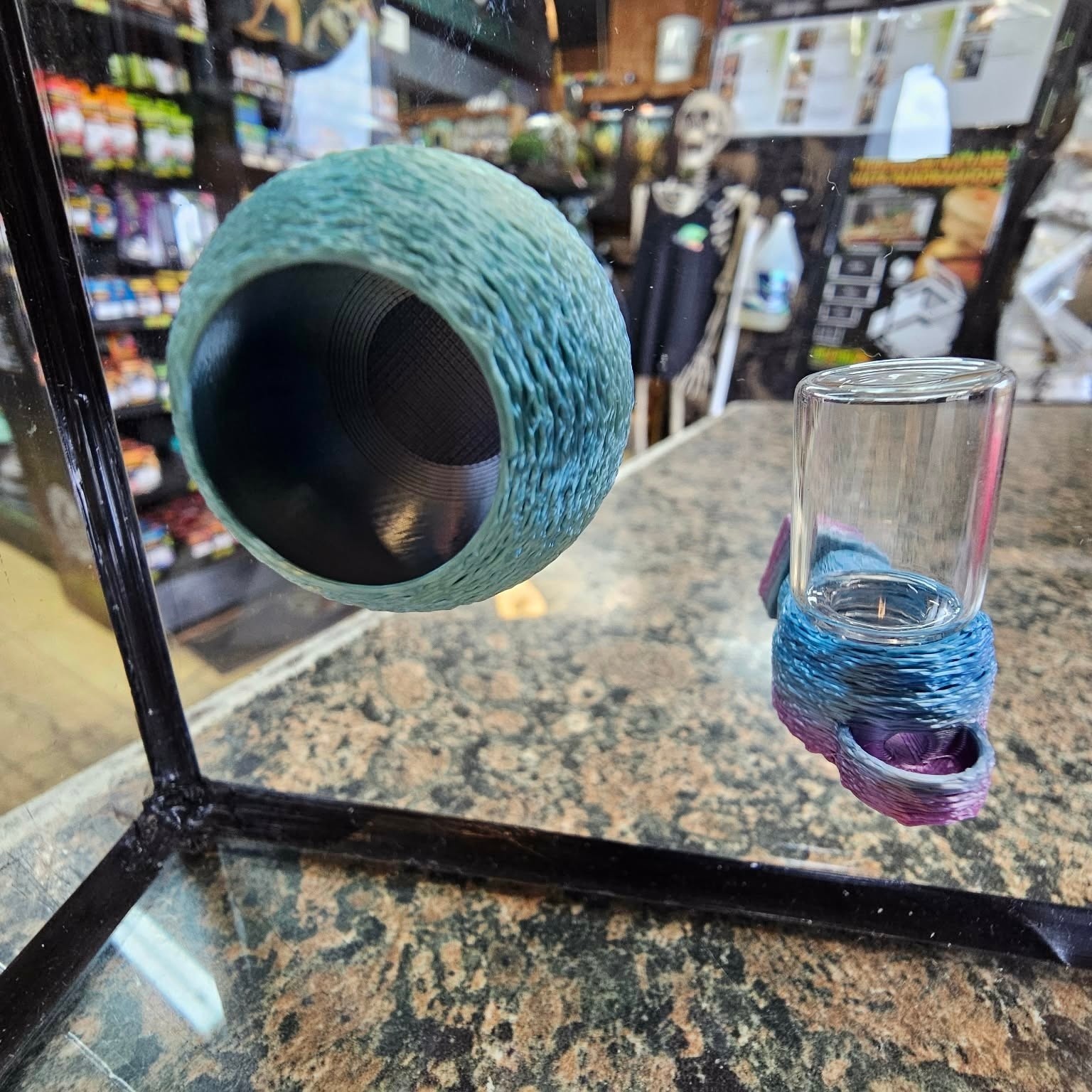 Magazoo MONARCH REPTILES Ensemble Nid et abreuvoir  Aimanté pour Araignées Sauteuses