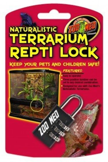 Zoomed Naturalistic Terrarium Repti Lock