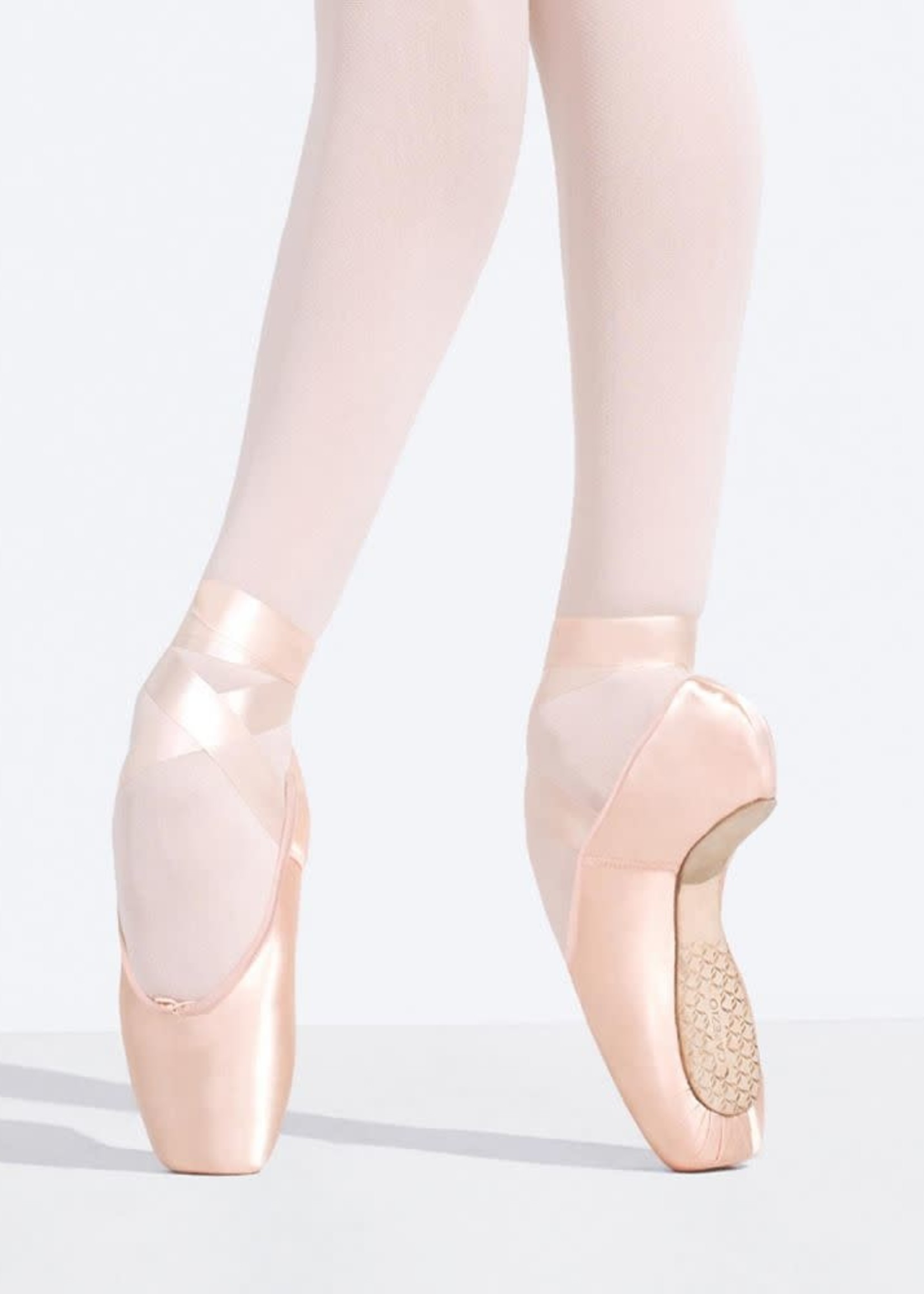 Capezio Adult Developpe #3 Shank Pointe Shoe