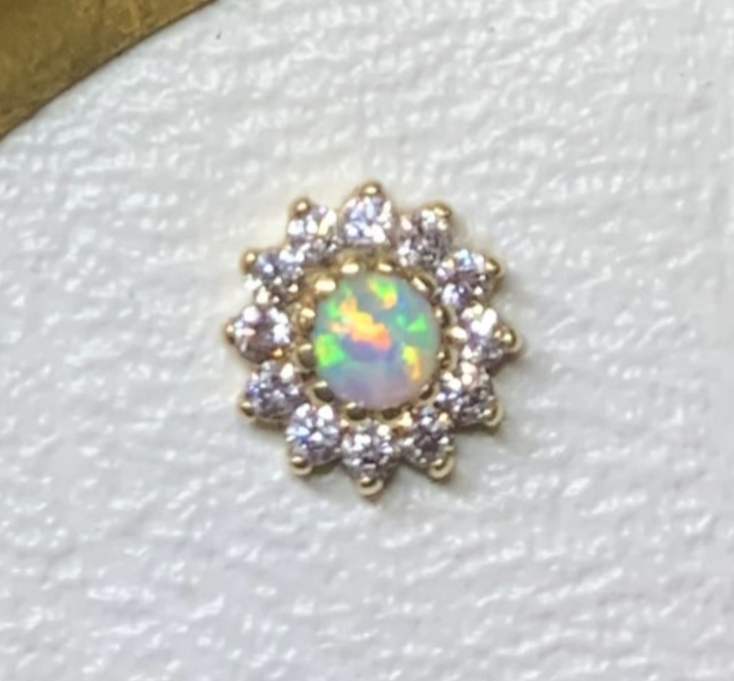 14g Rose Flower (8mm) (yellow gold) (clear CZ outers and synthetic white opal center) (threaded) ( DT085 )