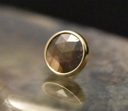 Cup Set Stone ( yellow gold ) ( zawadi sapphire ) ( rose cut ) ( 4mm ) ( threadless ) (#16-3400-Y-ZWSA)