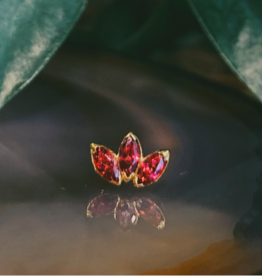 Marquise Fan | Large 7mm | Red CZ | Yellow Gold