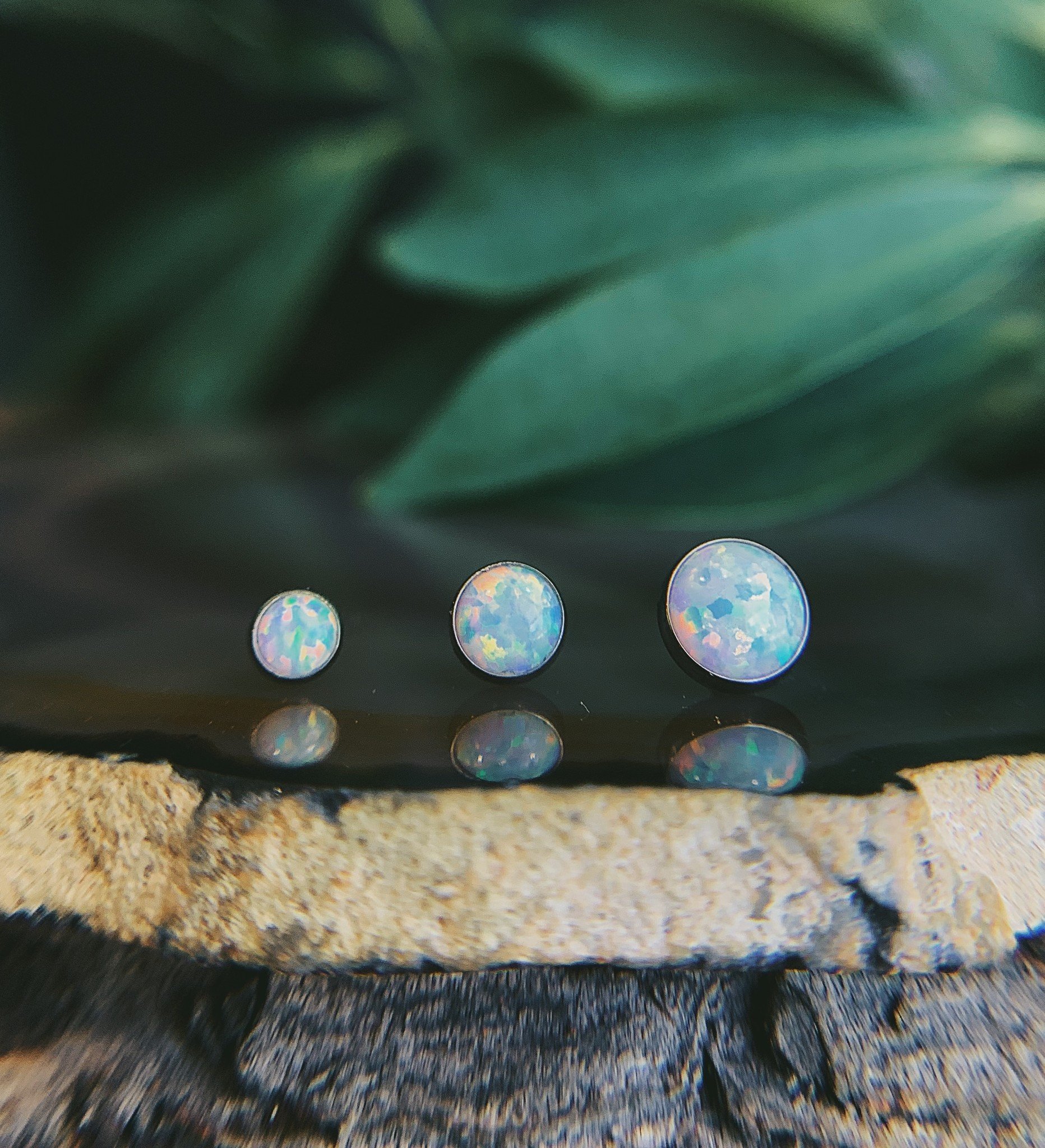 Stone / Opal Cabochon Titanium Ends by NeoMetal