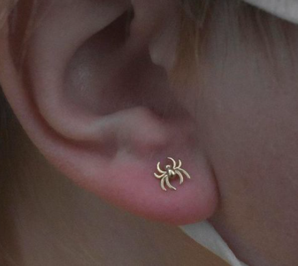 in house lucky line Spider by Body Gems