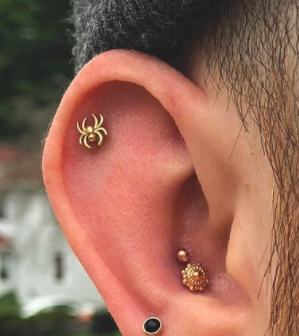 in house lucky line Spider by Body Gems