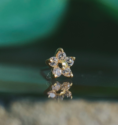 Tiny 5-Stone Flower with CZ by LeRoi