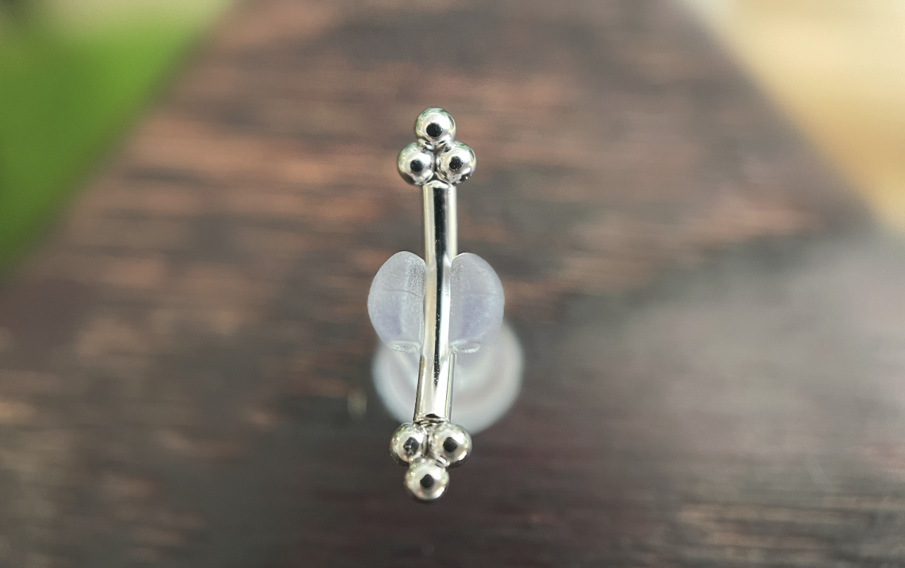 Tri-Bead Curve barbell - 16g 5/16 - white gold