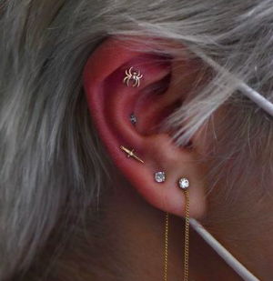 in house lucky line Spider by Body Gems