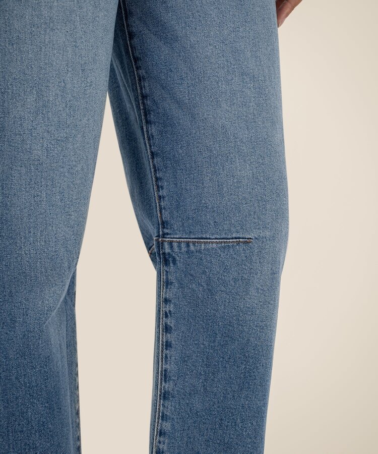 Kut from the Kloth Ashley Barrel