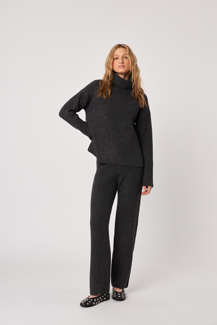John + Jenn Jett Turtleneck Sweater