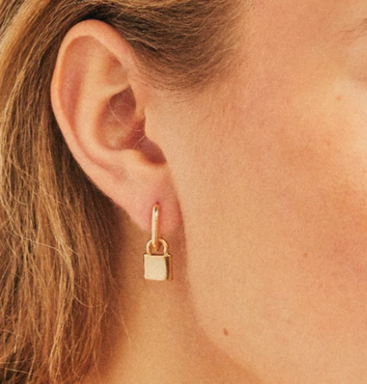 Foxy Lock Huggie Gold