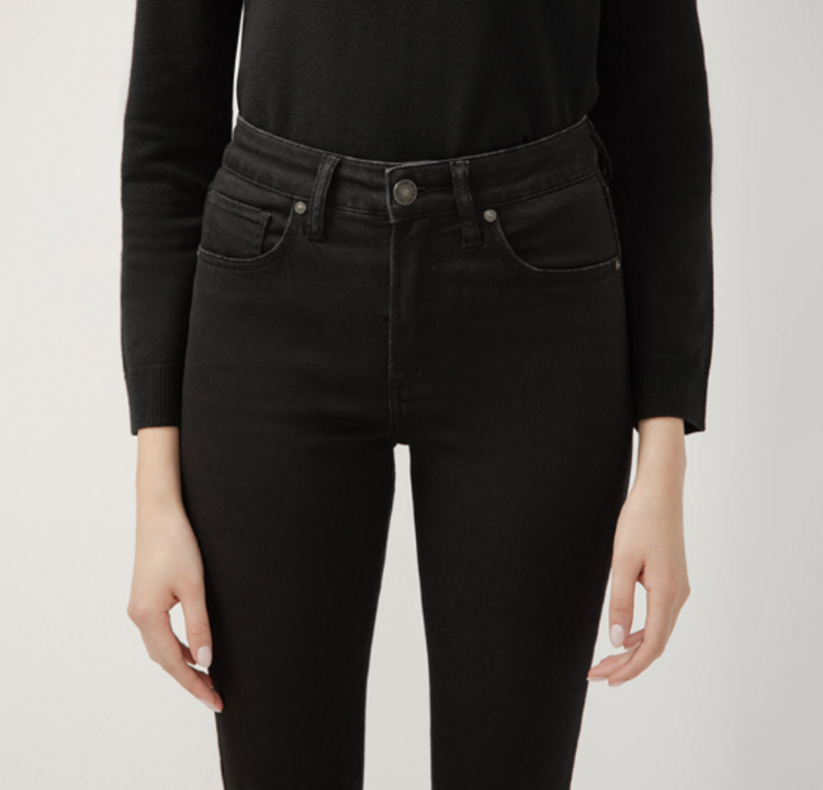 Silver Jeans Co. Avery Straight Black