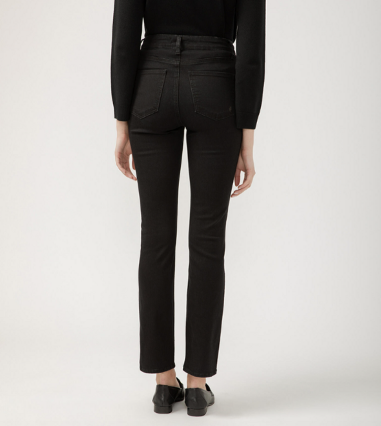 Silver Jeans Co. Avery Straight Black