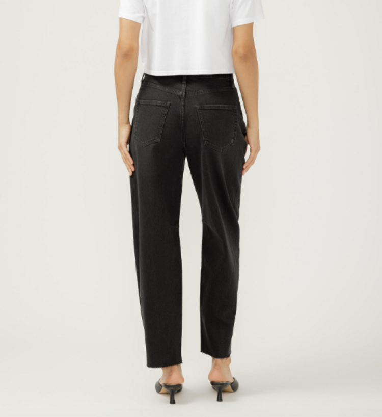 Silver Jeans Co. Slim Barrel