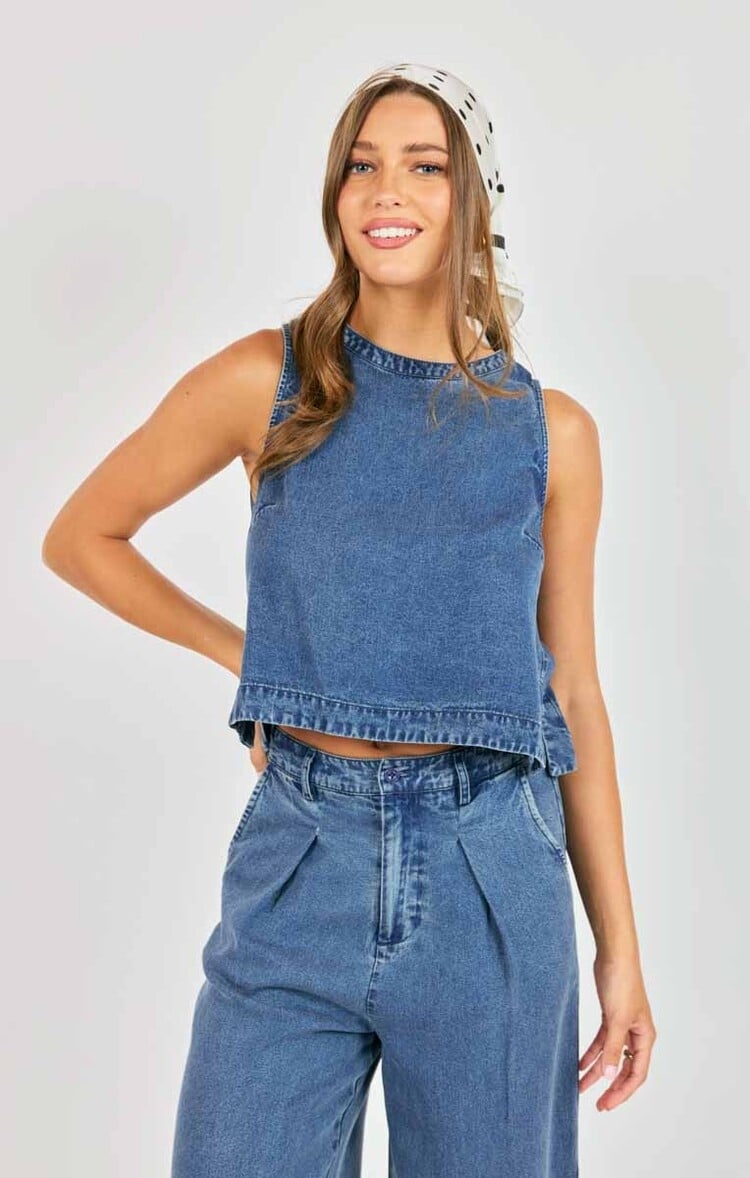 Sadie & Sage Pouring Top