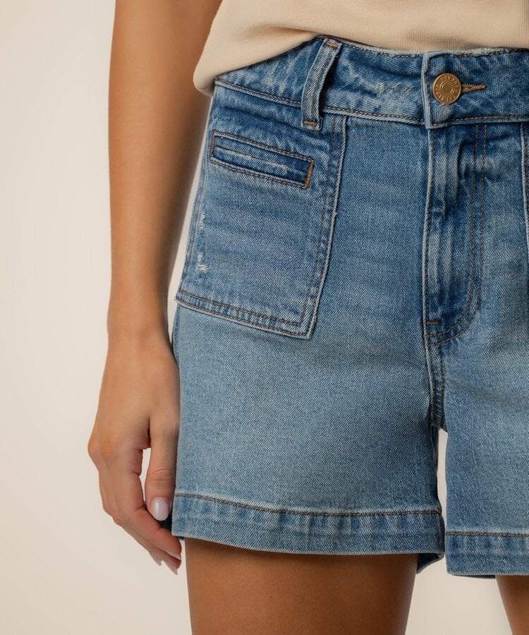 Kut from the Kloth Jane High Rise Shorts