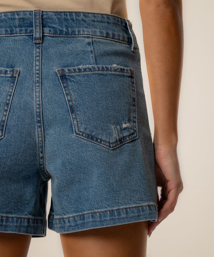 Kut from the Kloth Jane High Rise Shorts