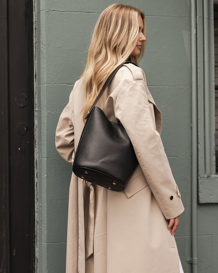 Louenhide Miranda Bucket-Black
